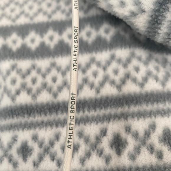 Fleece jacket, cute pattern - Picture 3 of 4